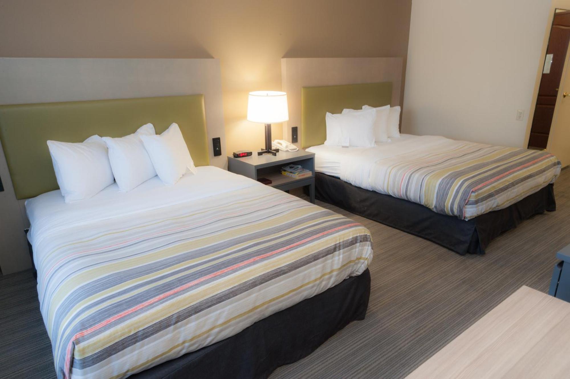 Queen Room Two Queen Beds